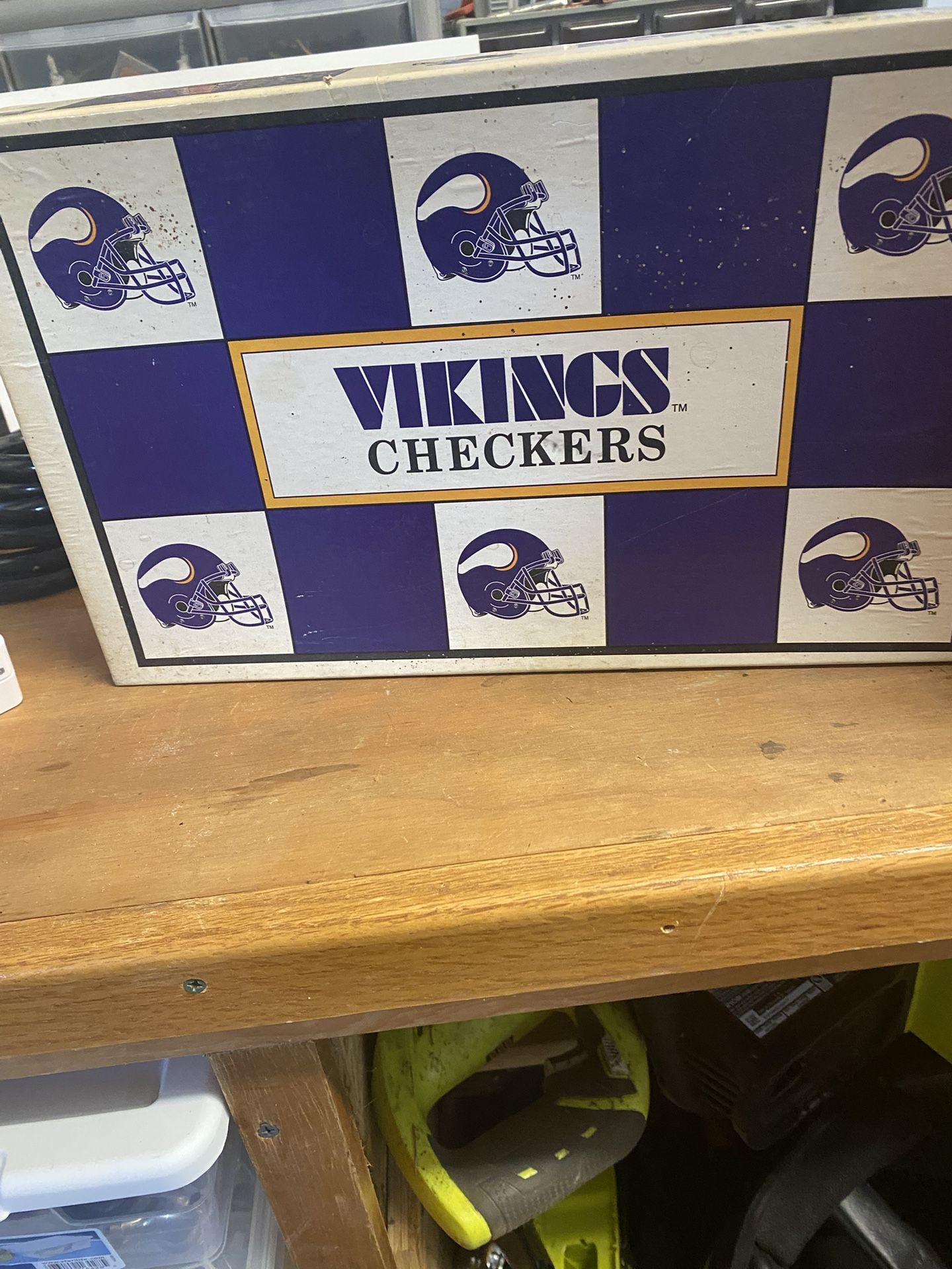 Vikings Versus Packers Checkers Game