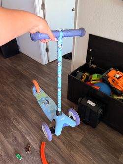 Bluey Scooter