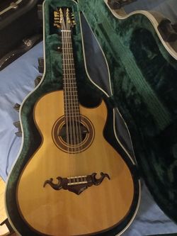 Bajo Quinto Hernandez