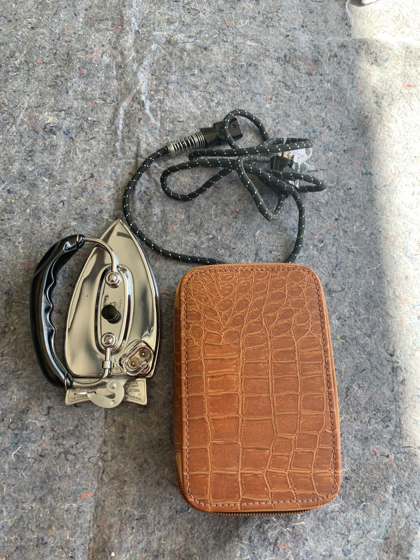 Continental travel iron