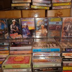 Muchos Cassettes De Corridos De Venta