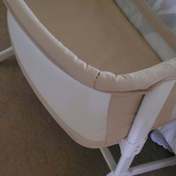 Organic Baby Bassinet & Bedside Sleeper