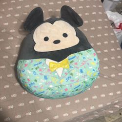 Disney Mickey Mouse Medium Squishmallow