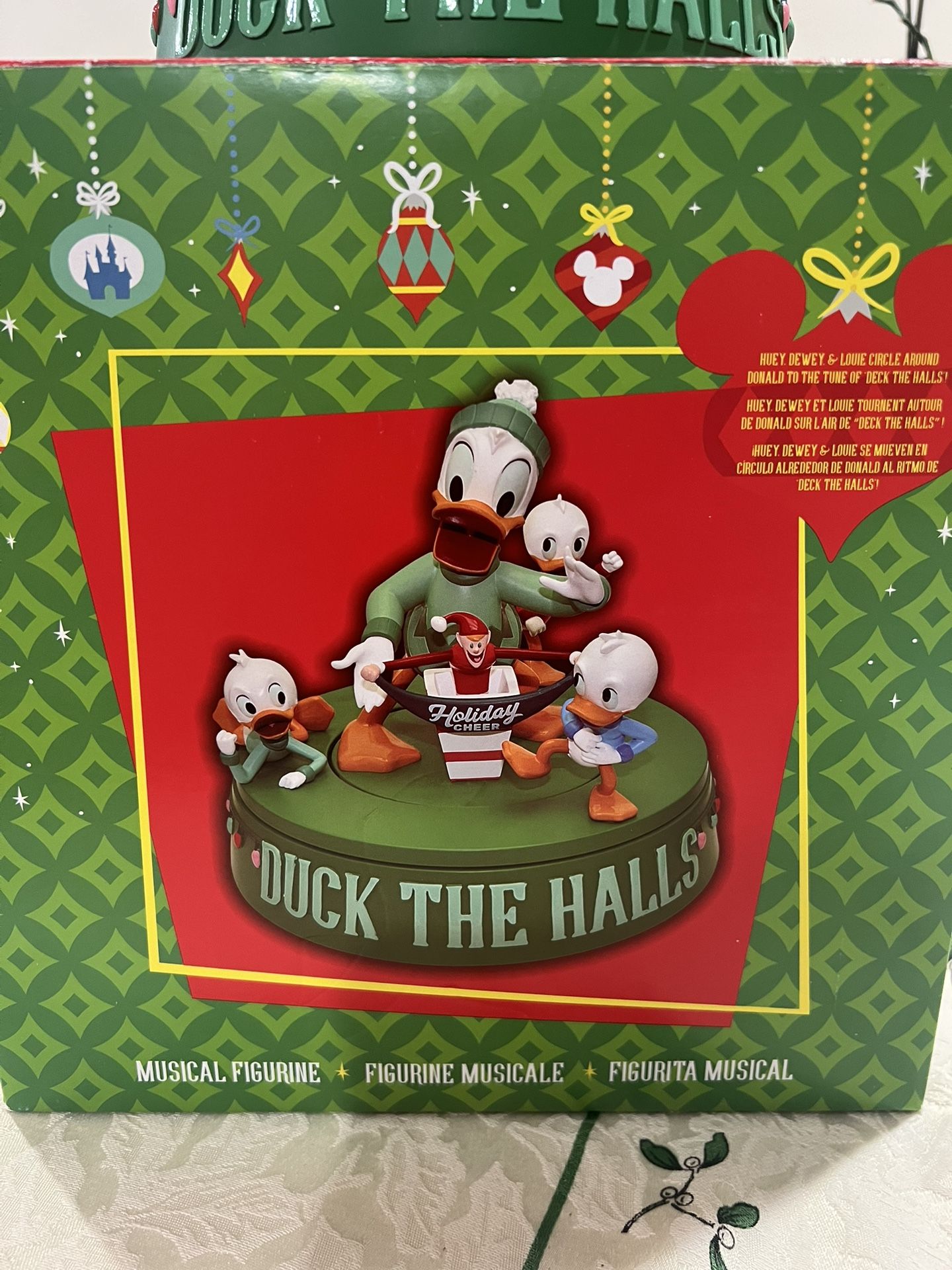 Disney Donald Duck Musical Figurine. Christmas