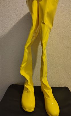 YELLOW LONG BOOTS
