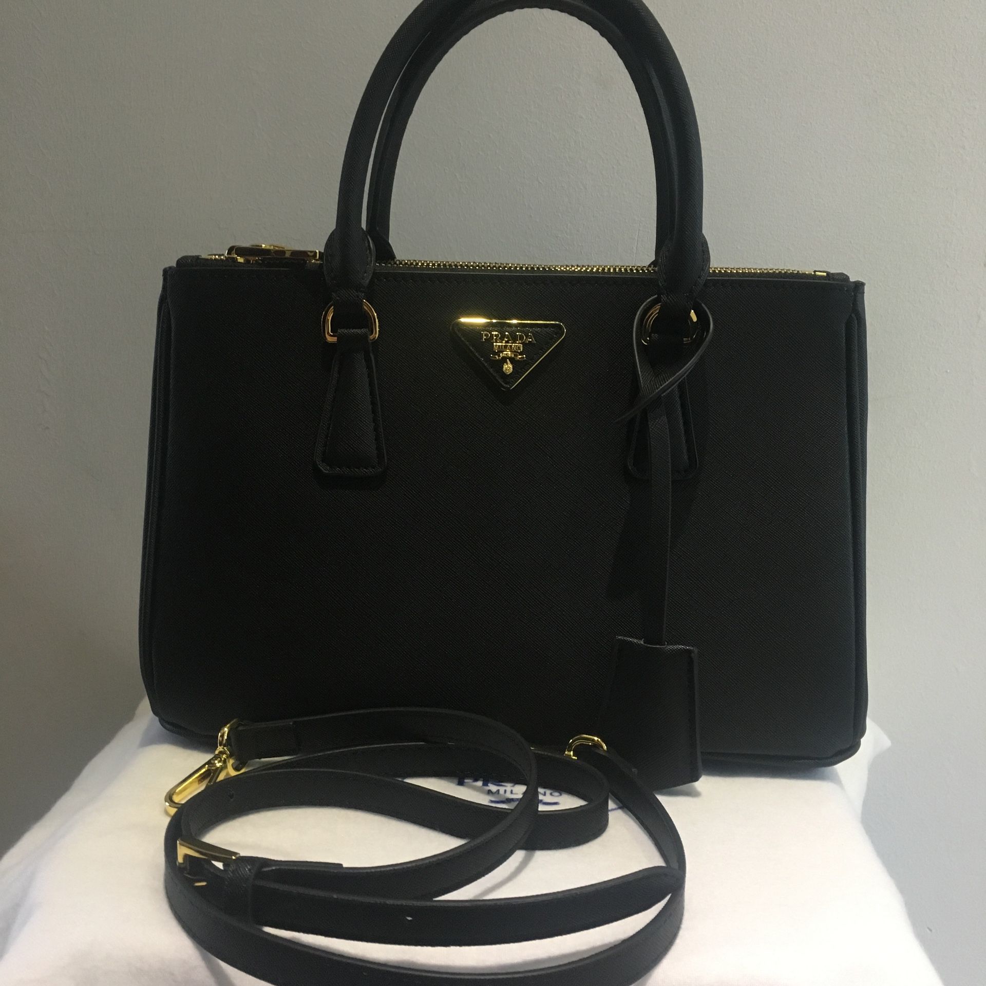 Women's prada bag handbag