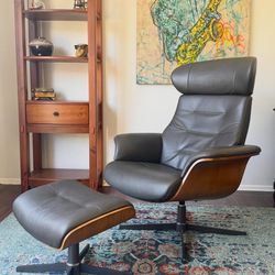 Gorgeous Leather Recliner