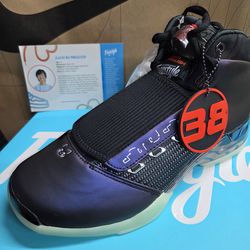 Jordan 17 Doernbecher