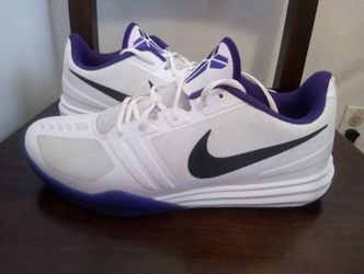 Like new Nike Kobe Bryant size 12 Men's $40