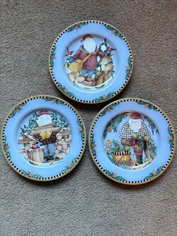 Vintage Sakura Woodland Santa Debbie Mumm Plates – Set of 3