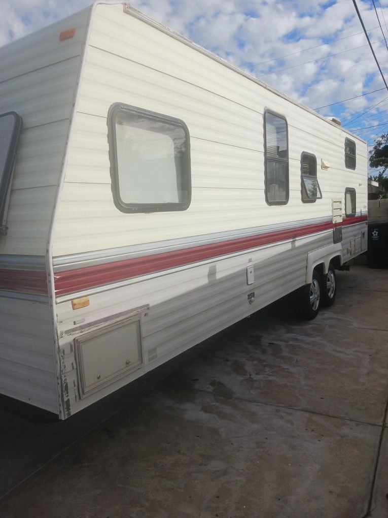 1993 Fleetwood Terry 28 Ft Roof Ac Sleeps 8 Clean