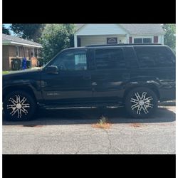 2000 GMC Yukon Denali 