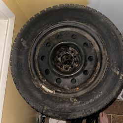 4 Studded Universal Rims snow 215/65r/16 98t