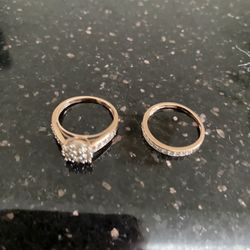 🌺🌸🌺HERMOSOS ANILLOS DE 10K ORO REAL NUEVOS COLOR ROSE GOLD CON FLOR DE DIAMANTES PEQUEÑOS REALES Y SRGOLLA DE DIAMANTES SIZE 7