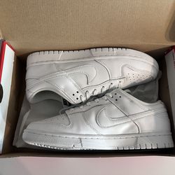 Nike Dunk Low (8.5M)