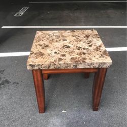 marble side table 