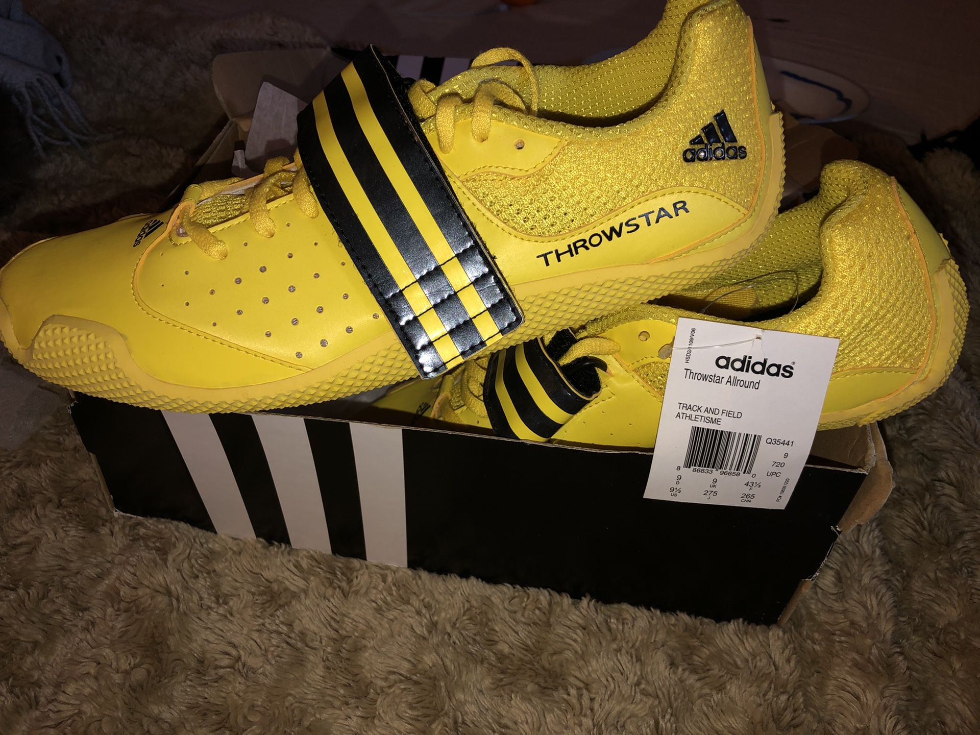 Adidas shoes size 9 1/2