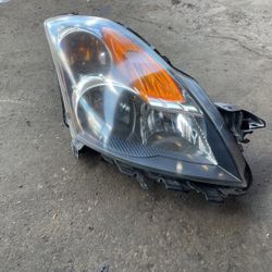 2007 2008 2009 Nissan Altima Headlight