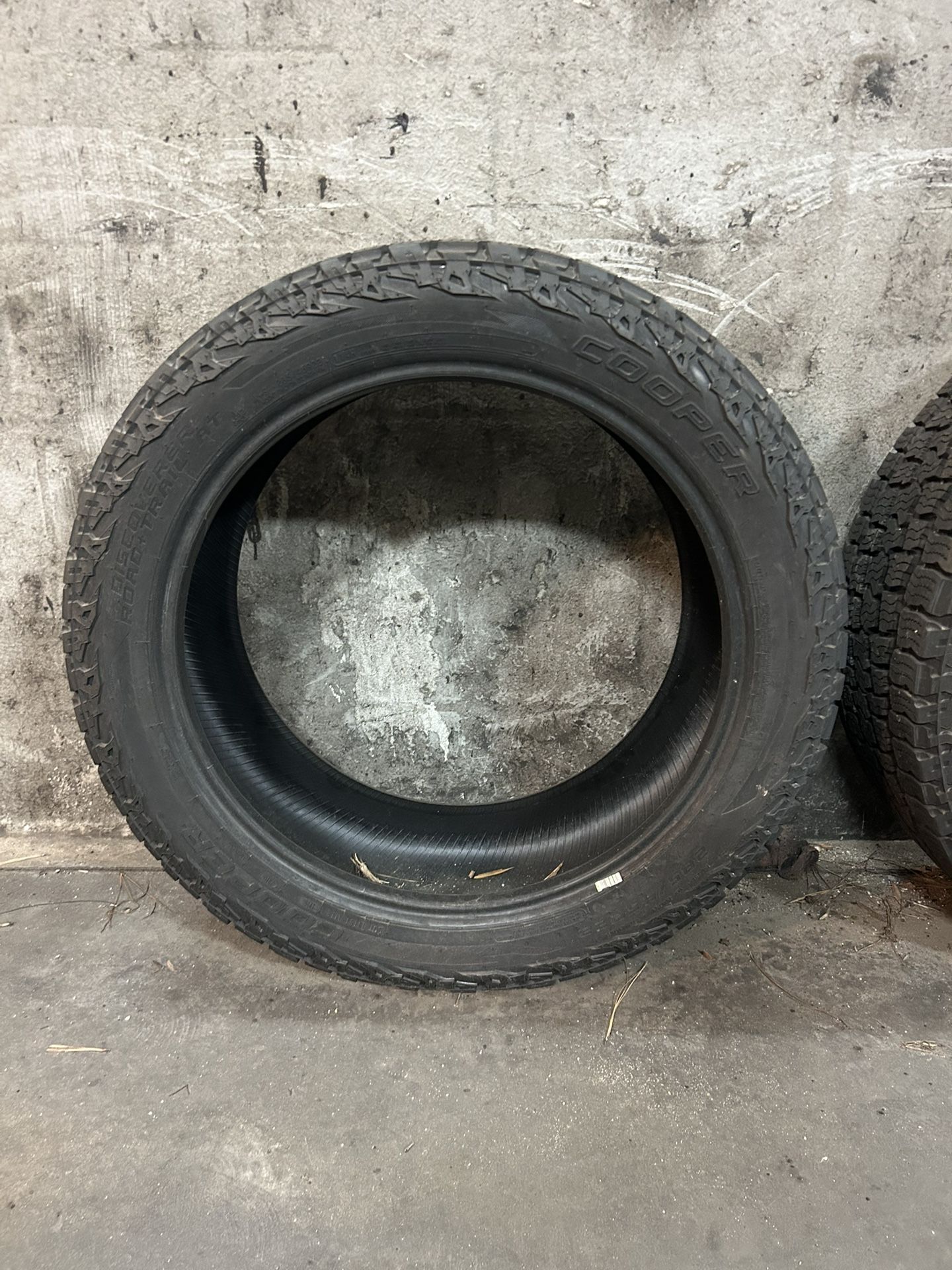 2 cooper tires 285/45r22 for sale 