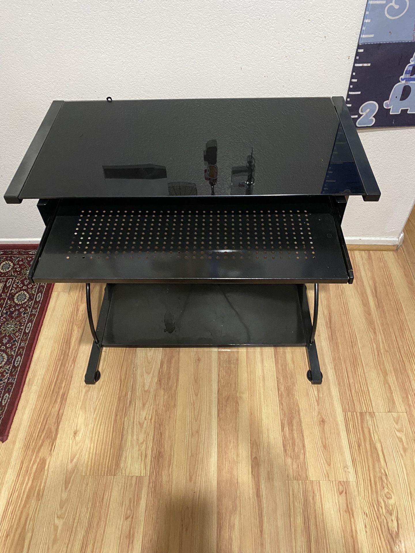 $100 LapTop / Computer Desk