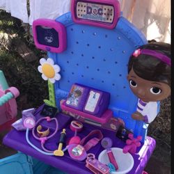 Doc McStuffins Make Sounds With Accessories