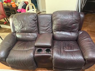 La-Z-Boy Top Grain Leather Sofa Love seat / recliner