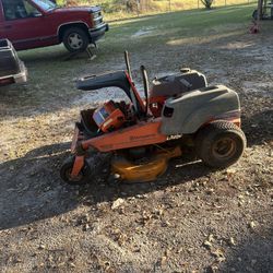 3 Ridding Lawnmowers 