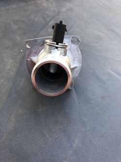 CHEVY THERMOSTAT HOUSING W/SENSOR