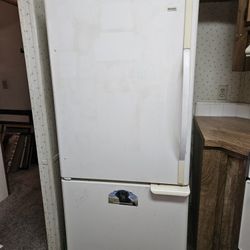 Fridge Pre Owned 