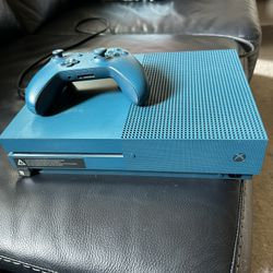 Xbox One Must Go! Moving And Need To Get Sell ASAP!