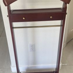 Bombay Wardrobe Valet - Cherry Wood.