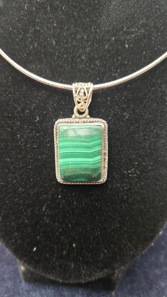 Genuine Malachite Pendant, N.k