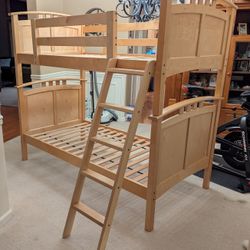 Maple Bunkbed With Ladder Great Condition 