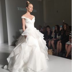 Maggie Sottero Wedding Dress