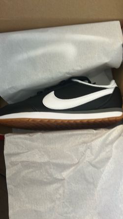 Women’s Cortez size 6 1/2