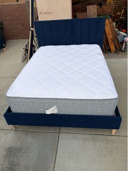 Full size mattress and two frames