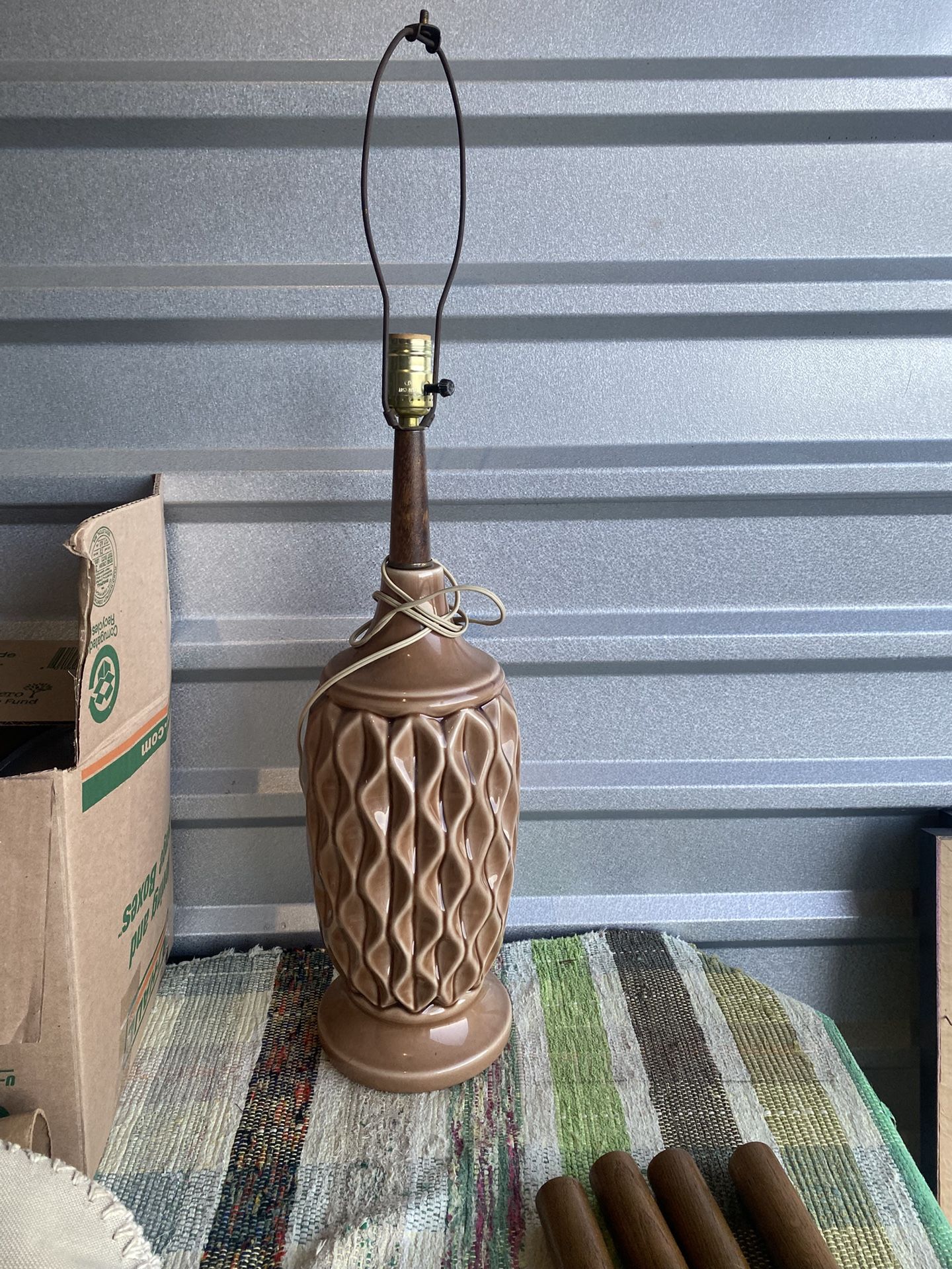 MCM mid century modern Honeycomb Ceramic lamp with wood neck