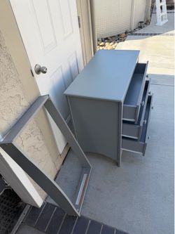 DRESSER/CHANGER/3 Drawer/Nice!