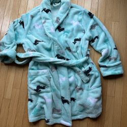 Ladies robe