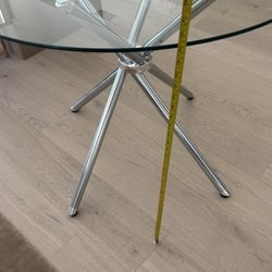 Round Dining Table