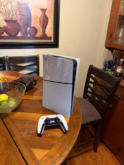 PlayStation 5 Slim- 1TB