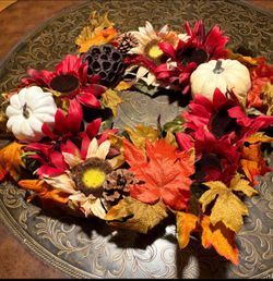 Fall Autumn Leaf & pumpkin Wreath. Read description 1st