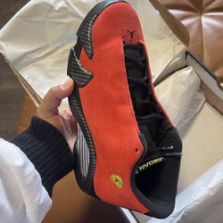 Jordan 14 ‘Ferrari’ 