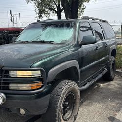 2004 Chevrolet Suburban