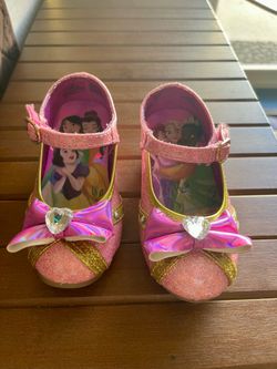 Disney Princess Mary Jane Jane Heels toddler size 7
