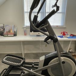 Nordic Track Eliptical