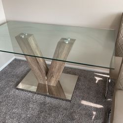 🔥 Modern Glass Dining Set – Elegant & Like New! 🔥