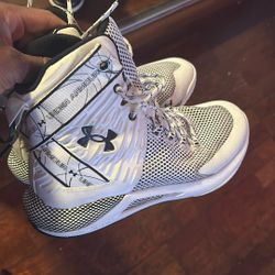 Under Armour Women's HOVR Highlight Ace 