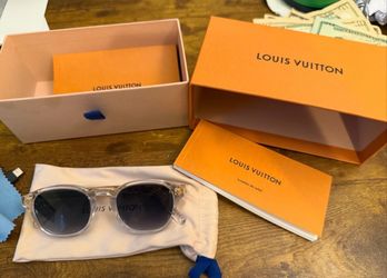 Louis Vuitton panthos sunglasses