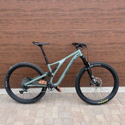 2022 Specialized Stumpjumper Comp (medium S3)